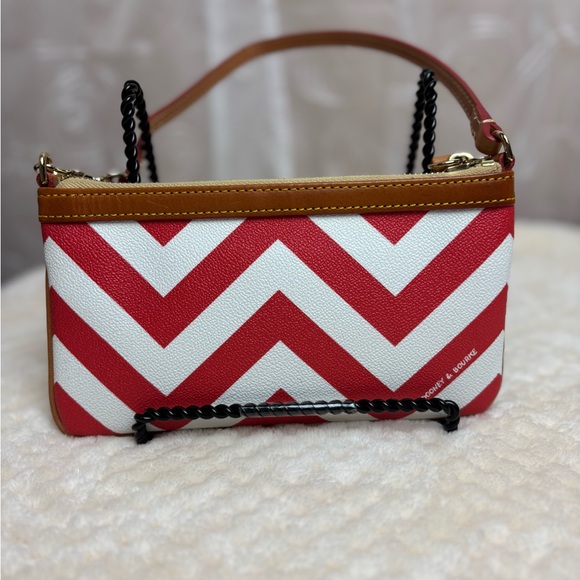 Dooney & Bourke 1975 Large Slim Wristlet, Chevron Print, Red and White - Picture 3 of 12